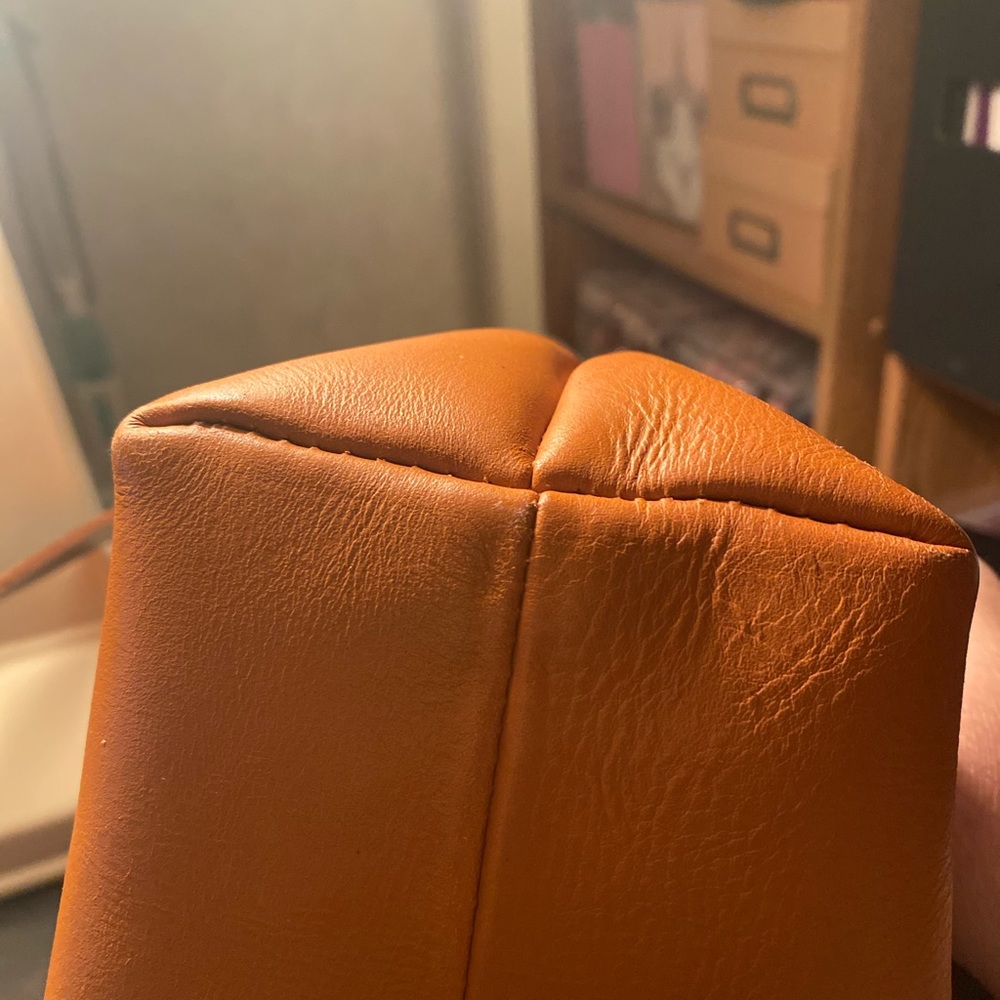 Rustic Leather Tote - Picture 7 of 12